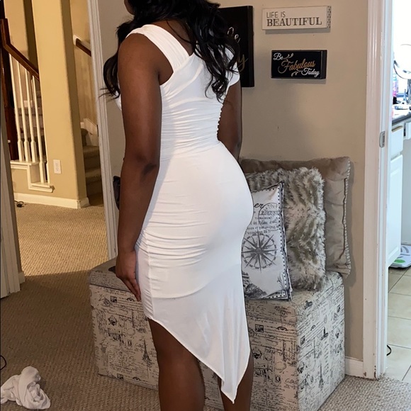 Bebe Asymmetrical white dress size small - Picture 4 of 6